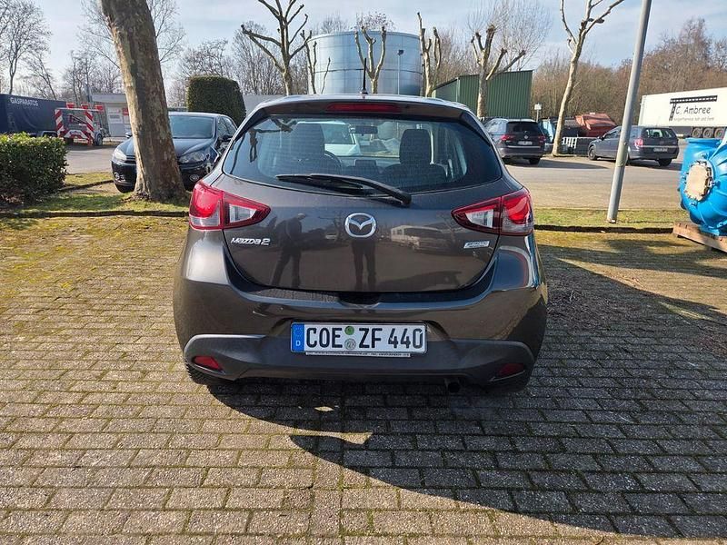 Gebraucht Mazda 2 Center-Line 75 PS (55 kW) 2016 Grau Limousine