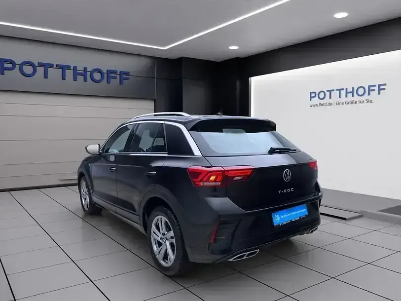 Gebraucht VW T-Roc R-line 110 PS (80 kW) 2024 Deep black perleffekt SUV