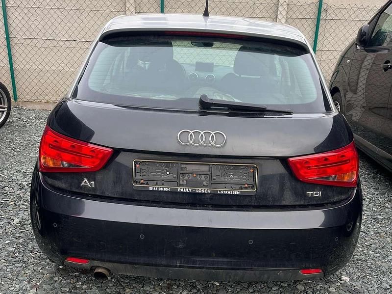 Gebraucht Audi A1 Ambition 90 PS (66 kW) 2013 Phantomschwarz perleffekt Kleinwagen