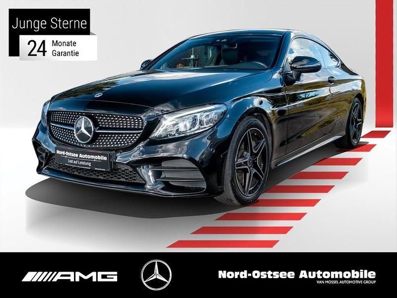 Metalliclack obsidianschwarz Gebraucht 2020 Mercedes C300 AMG Coupé | 34.990 € (Fairer Preis) - Bild 1/4