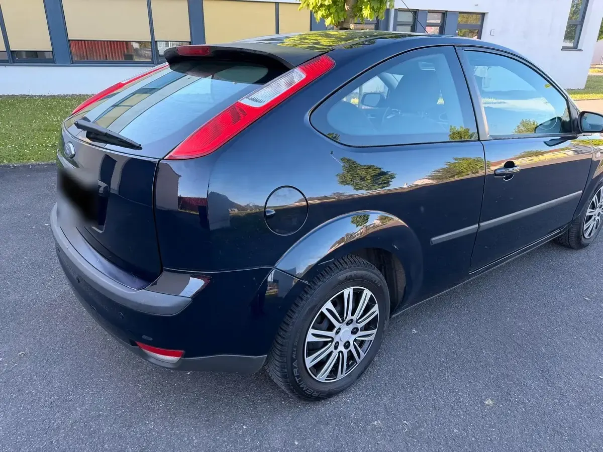 Brugt Ford Focus 80 HK (58 kW) 2007 Blå Hatchback