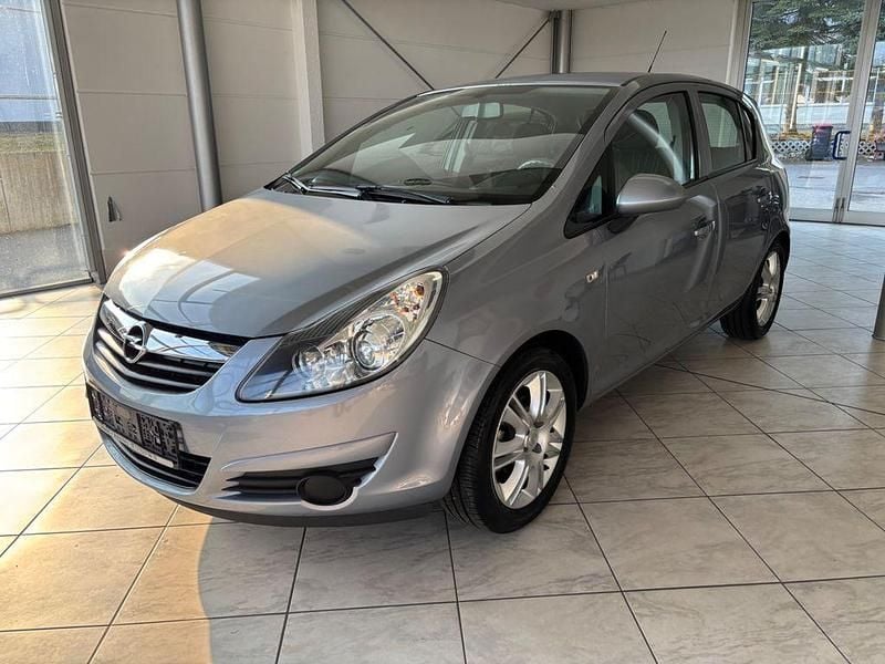 Gebraucht Opel Corsa Edition 90 PS (66 kW) 2008 Silber Kleinwagen