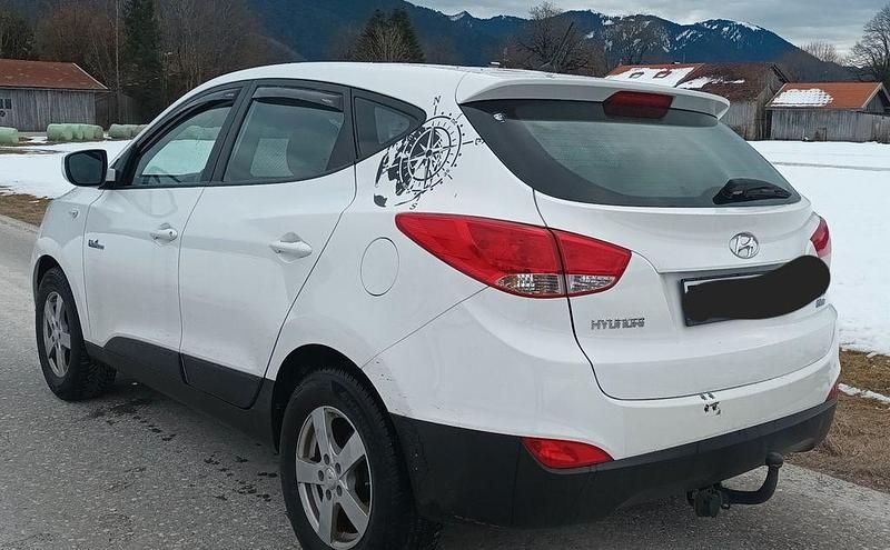 Gebraucht Hyundai ix35 Trend 135 PS (99 kW) 2015 Weiß SUV