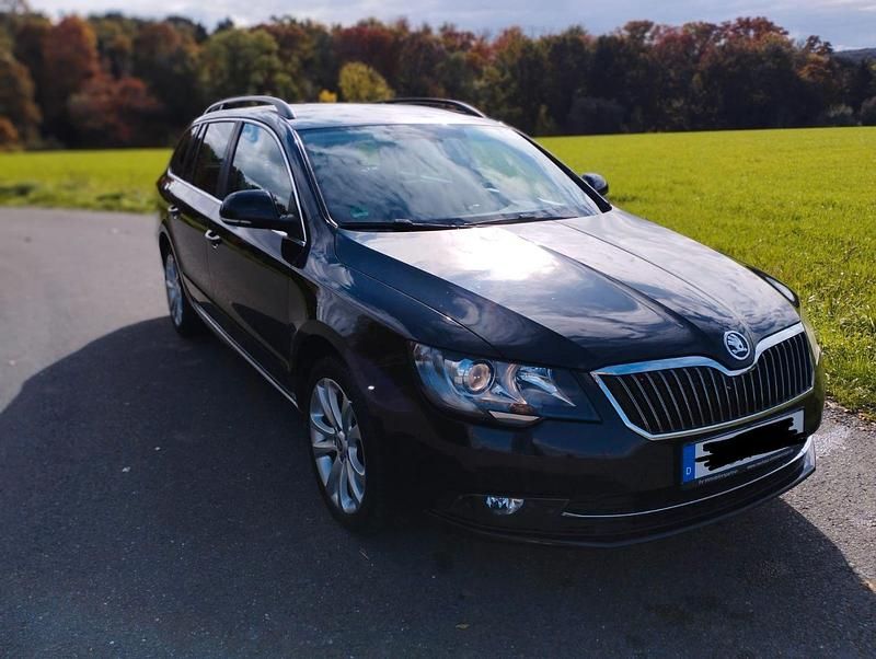Gebraucht Skoda Superb 170 PS (125 kW) 2013 Schwarz Limousine