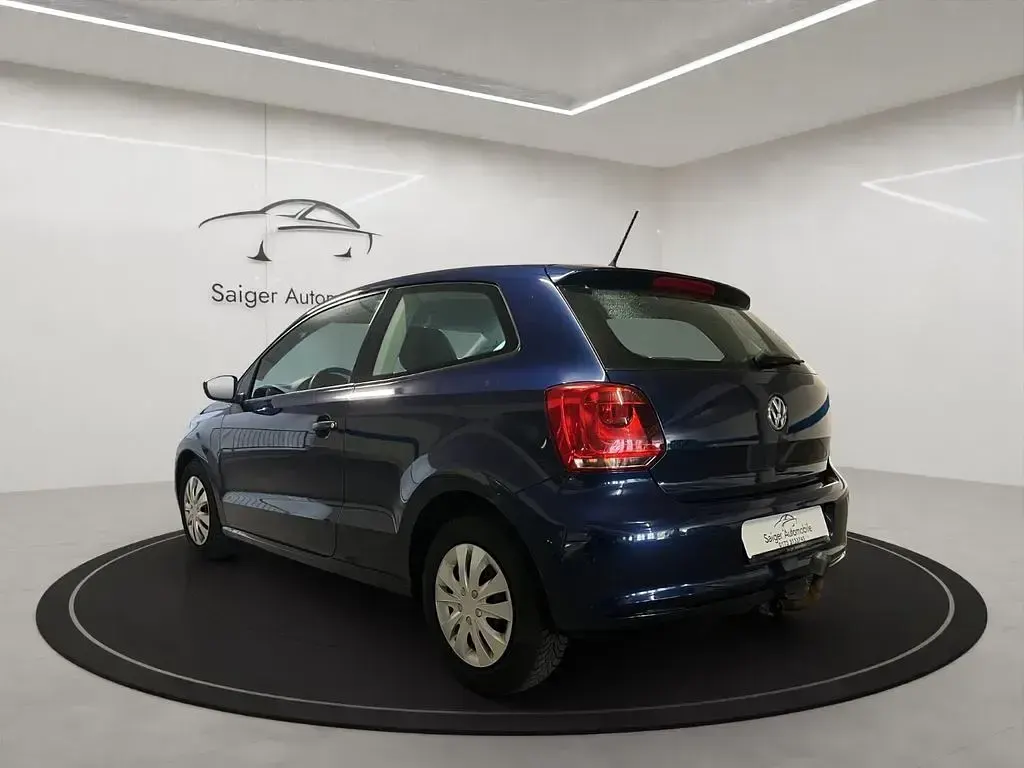Gebraucht VW Polo Trendline 75 PS (55 kW) 2011 Blau Kleinwagen