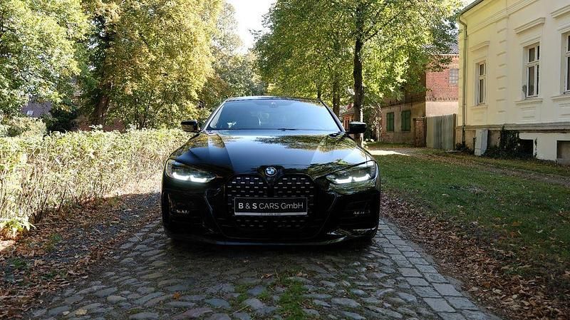 Grau Gebraucht 2021 BMW 430 M Sport Coupé | 37.500 € (Superpreis) - Bild 1/4