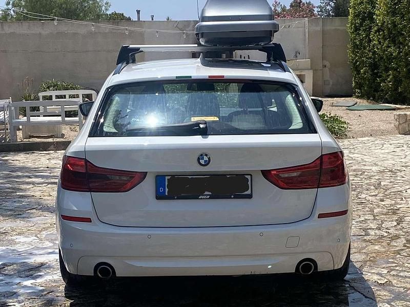 Gebraucht BMW 520 190 PS (139 kW) 2017 Weiß Kombi