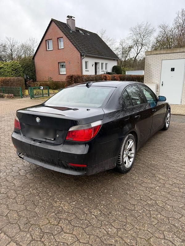 Gebraucht BMW 530 218 PS (160 kW) 2004 Schwarz Limousine