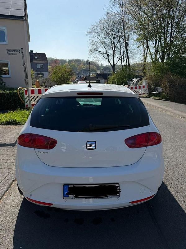 Usata Seat Leon 215 CV (158 kW) 2009 Bianco Utilitaria