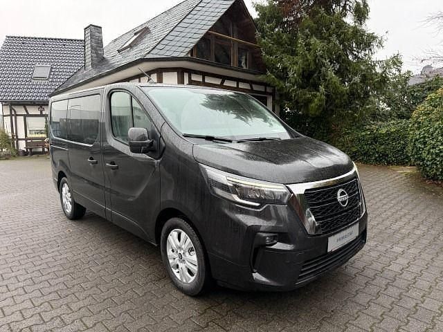 Neu Nissan Primastar Tekna 170 PS (125 kW) 2025 Schwarz Van / Kleinbus