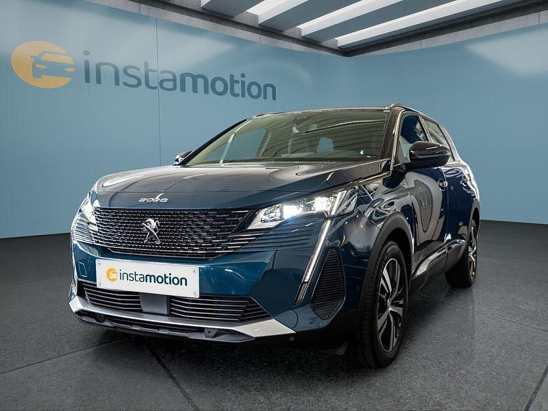 Blau Gebraucht 2023 Peugeot 5008 Van / Kleinbus | 26.249 € (Guter Preis) - Bild 1/4