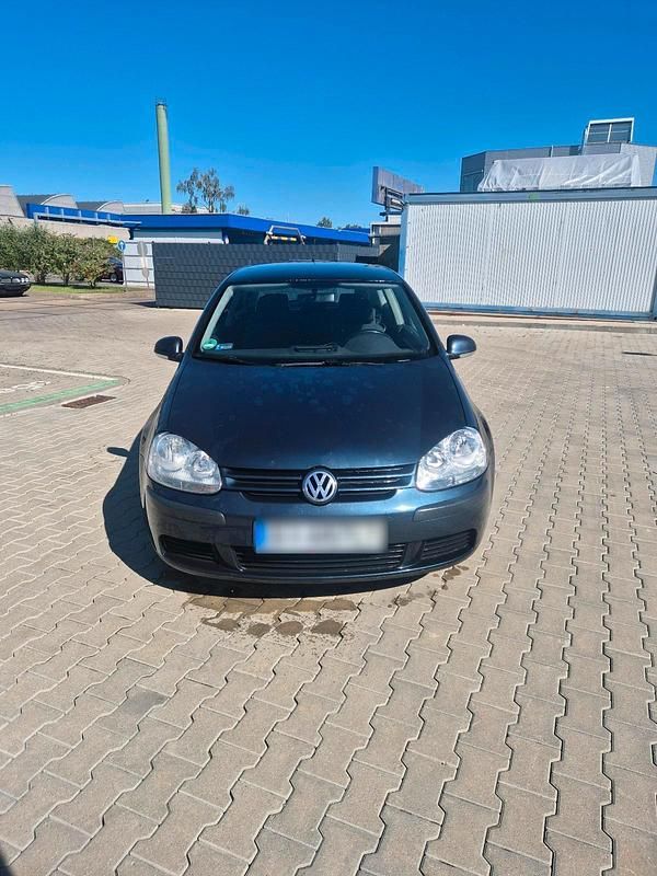Blau Gebraucht 2006 VW Golf V Coupé | 1.200 € (Guter Preis) - Bild 1/4