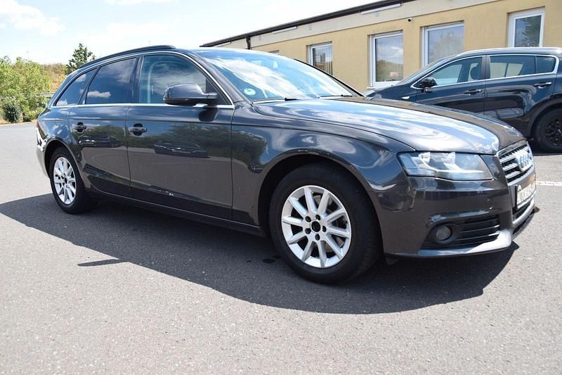 Gebraucht Audi A4 179 PS (131 kW) 2010 Grau Kombi