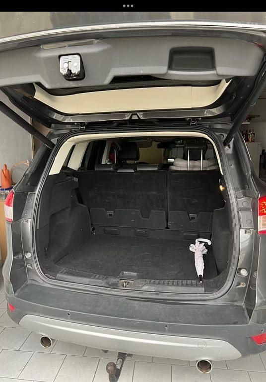 Gebraucht Ford Kuga SYNC Edition 179 PS (131 kW) 2016 Grau SUV