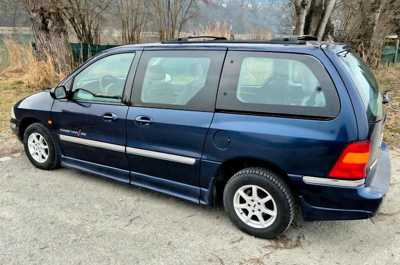 Second-hand Ford Windstar 147 CP (108 kW) 2000 Albastru Monovolum