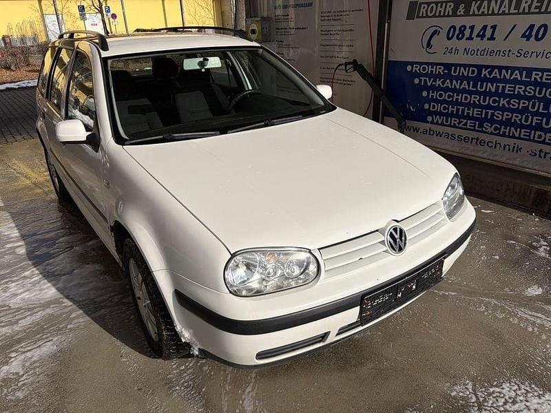 Gebraucht VW Golf IV Basis 101 PS (74 kW) 2003 Weiß Kombi