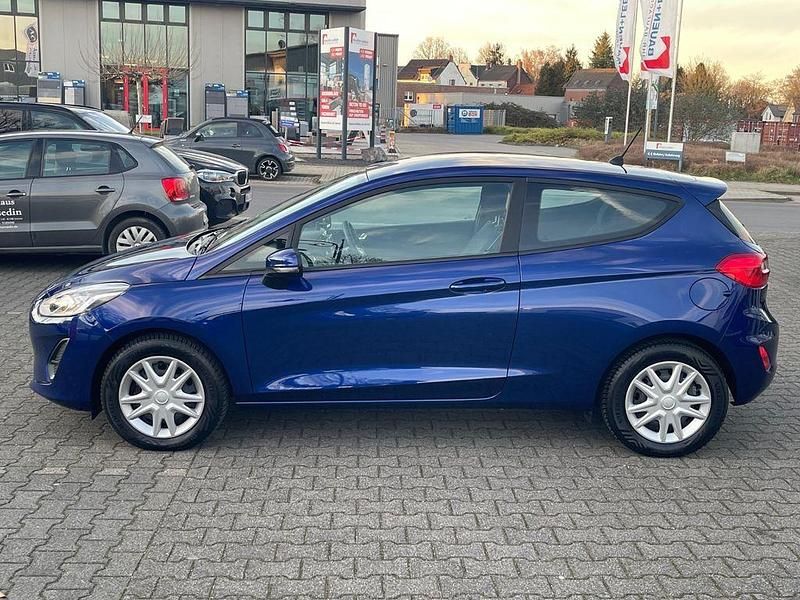 Gebraucht Ford Fiesta Trend 190 PS (139 kW) 2017 Blau Limousine