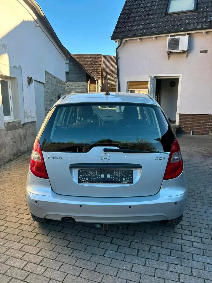 Gebraucht Mercedes A160 81 PS (59 kW) 2009 Grau Limousine