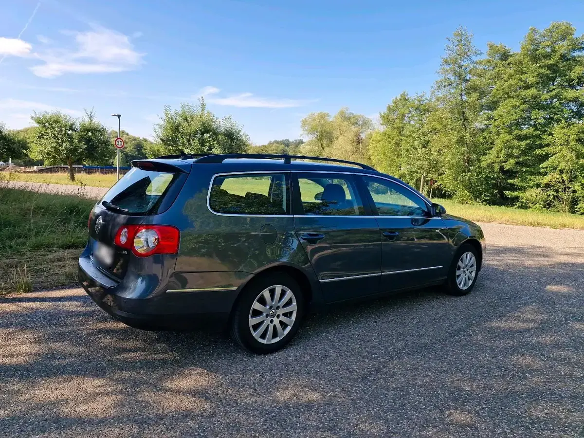 Gebraucht VW Passat Comfortline 122 PS (89 kW) 2009 Grau Kombi