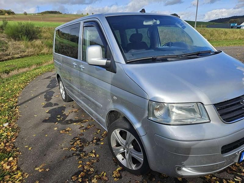 Silber Gebraucht 2006 VW Multivan Comfortline Van | 16.900 € - Bild 1/4