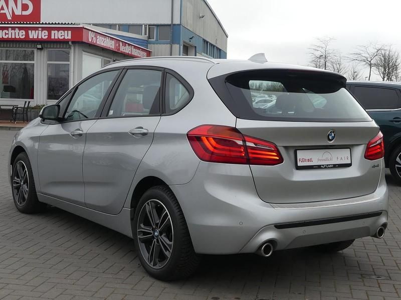 Gebraucht BMW 220 Active Tourer 192 PS (141 kW) 2019 Grau Van / Kleinbus