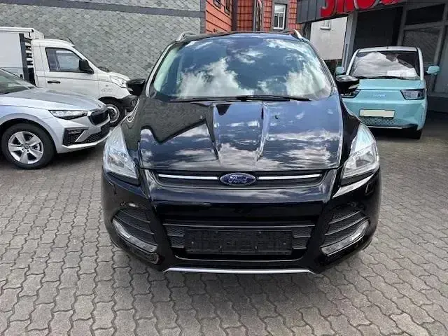Gebraucht Ford Kuga 150 PS (110 kW) 2016 Schwarz SUV