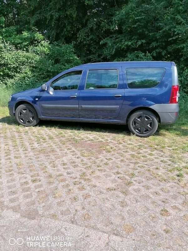Gebraucht Dacia Logan 68 PS (50 kW) 2008 Blau Kombi