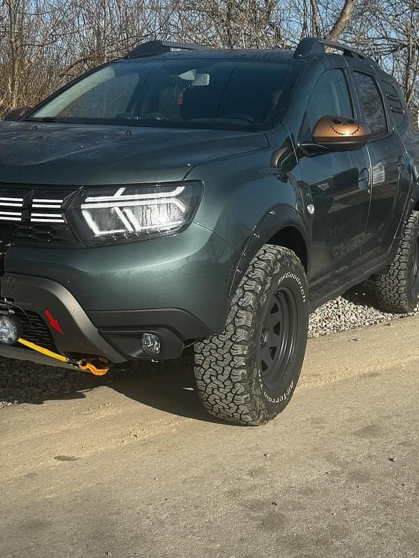 Gebraucht Dacia Duster 115 PS (84 kW) 2023 Grün SUV