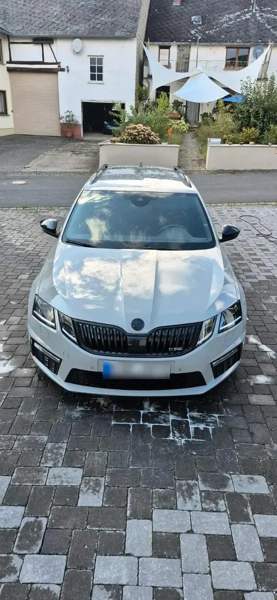 Gebraucht Skoda Octavia RS 184 PS (135 kW) 2020 Grau Kombi