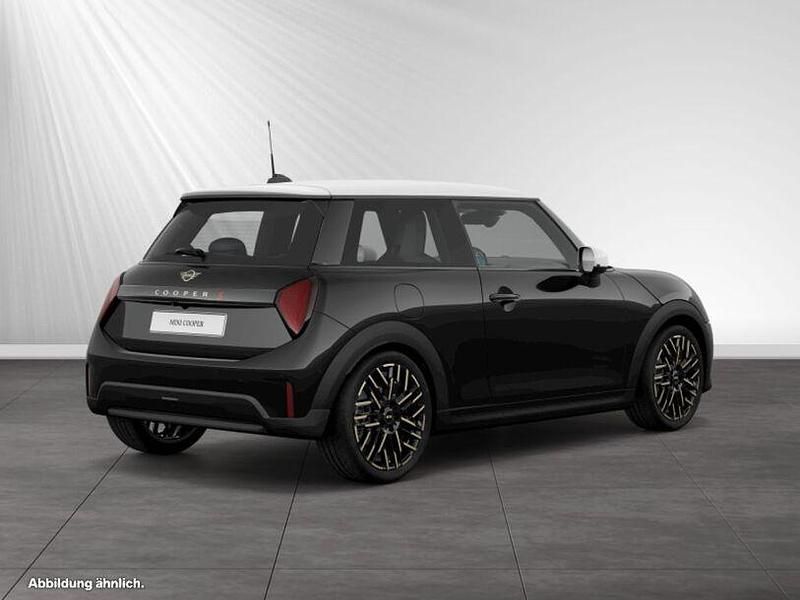 Gebraucht Mini Cooper 156 PS (114 kW) 2024 Schwarz Kleinwagen