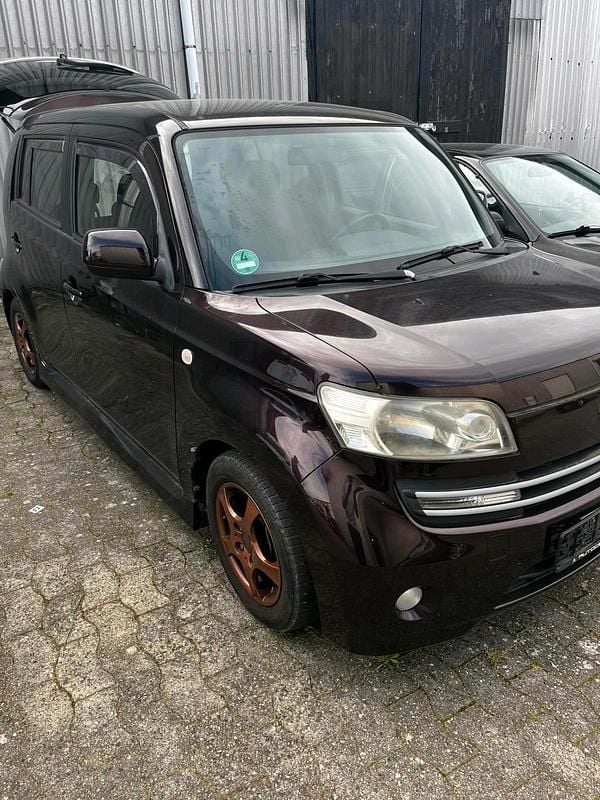 Rot Gebraucht 2007 Daihatsu Materia Van / Kleinbus | 2.600 € (Etwas zu teuer) - Bild 1/4