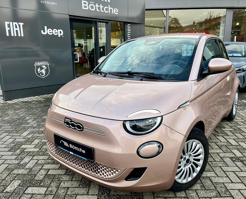 Gebraucht Fiat 500e 86 kW (118 PS) 2023 Gold Kleinwagen