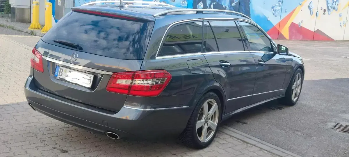 Gebraucht Mercedes E350 231 PS (169 kW) 2011 Andere farben Kombi