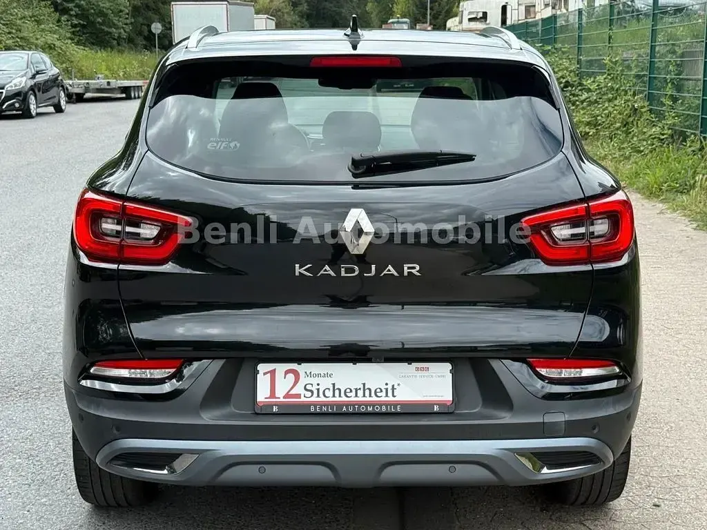 Gebraucht Renault Kadjar LIMITED 140 PS (102 kW) 2019 Sternenschwarz SUV