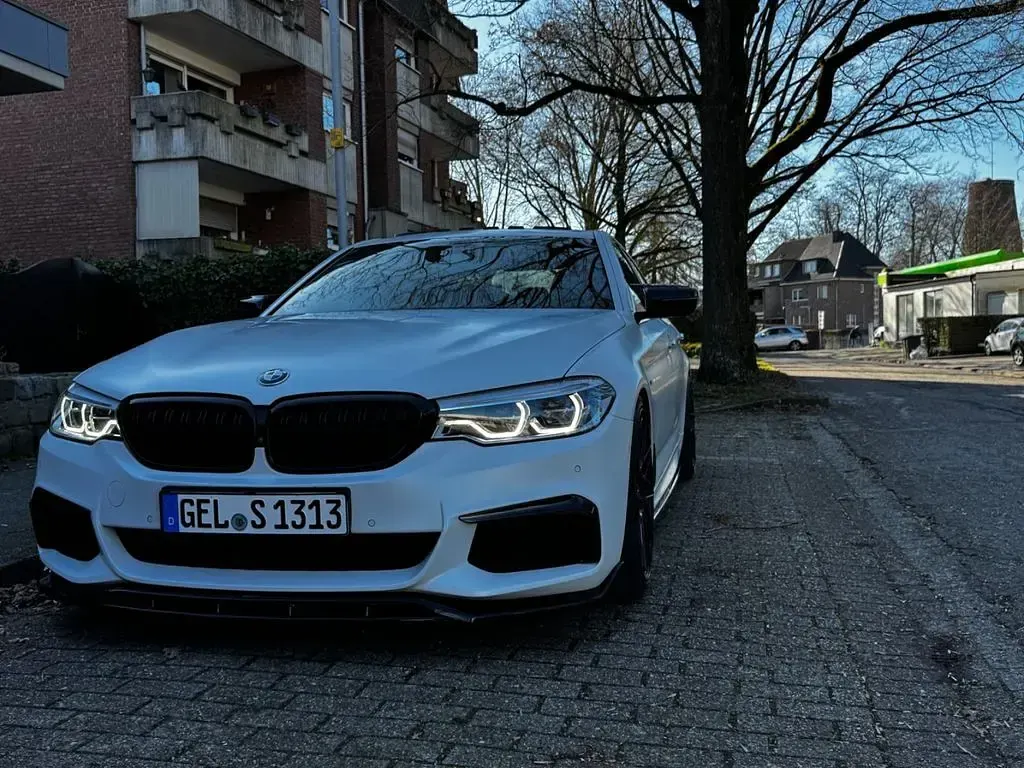Gebraucht BMW M550 Performance 462 PS (339 kW) 2017 Weiß Limousine