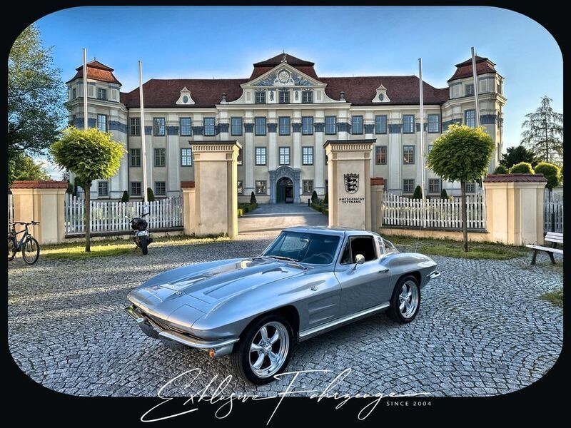 940 satin silber metallic Gebraucht 1964 Corvette Stingray Coupé | 94.900 € - Bild 1/4
