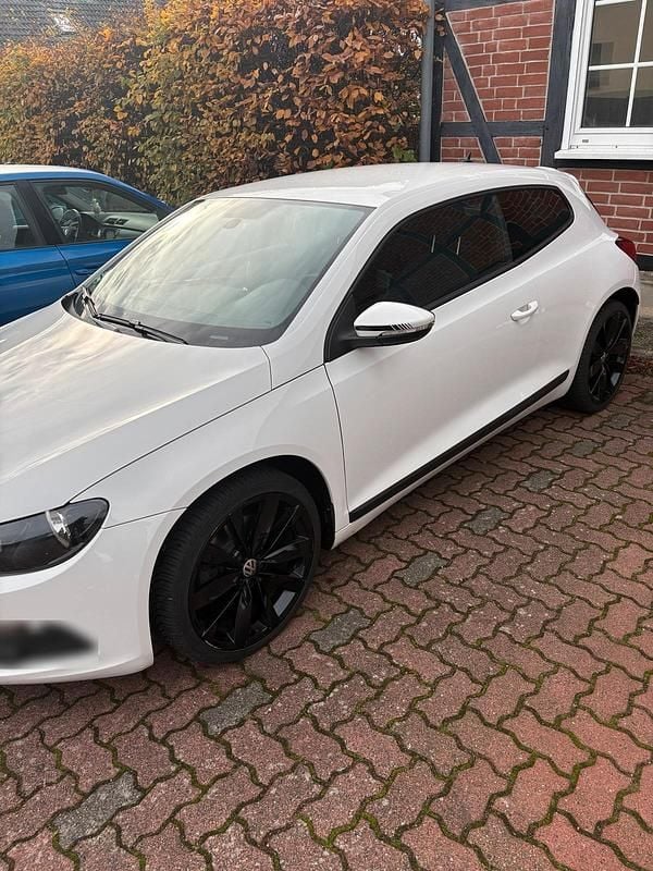 Gebraucht VW Scirocco 160 PS (117 kW) 2010 Weiß Coupé
