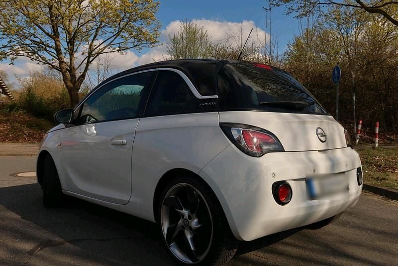 Second-hand Opel Adam 101 CP (74 kW) 2013 Alb Hatchback
