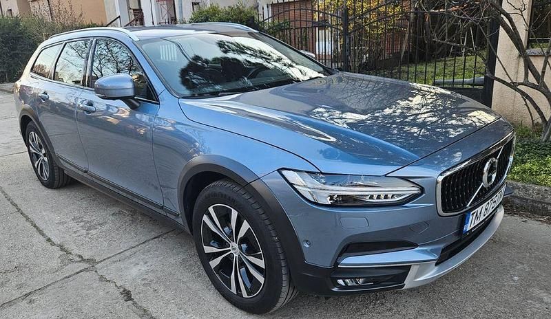 Gebraucht Volvo V90 CC 190 PS (139 kW) 2019 Grau Kombi