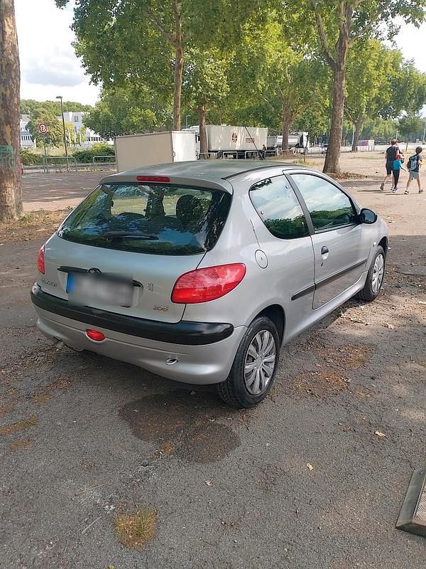 Gebraucht 2001 Peugeot 206 Kleinwagen | 950 € (Fairer Preis) - Bild 1/4