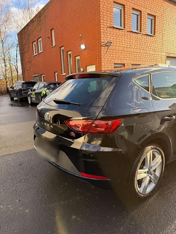 Gebraucht Seat Leon FR 150 PS (110 kW) 2020 Schwarz Limousine