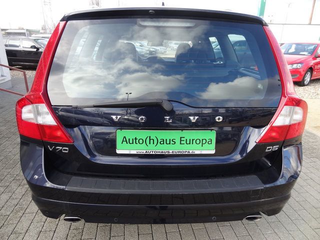Gebraucht Volvo V70 Summum 215 PS (158 kW) 2012 Blau metallic Kombi