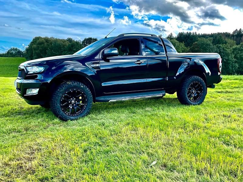 Gebraucht Ford Ranger Wildtrack 240 PS (176 kW) 2017 Schwarz Pickup
