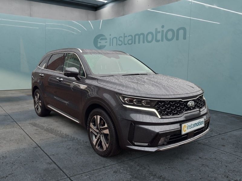 Grau Gebraucht 2021 Kia Sorento 3 SUV | 38.390 € (Etwas zu teuer) - Bild 1/3