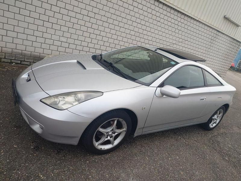 Gebraucht Toyota Celica 143 PS (105 kW) 2002 Silber Coupé