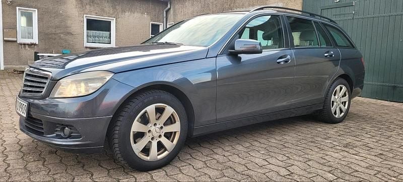 Grau Gebraucht 2008 Mercedes C200 Kombi | 2.700 € (Guter Preis) - Bild 1/4