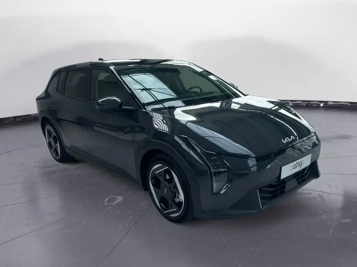 Neu Kia EV4 Earth 150 kW (204 PS) 2025 Grau Limousine