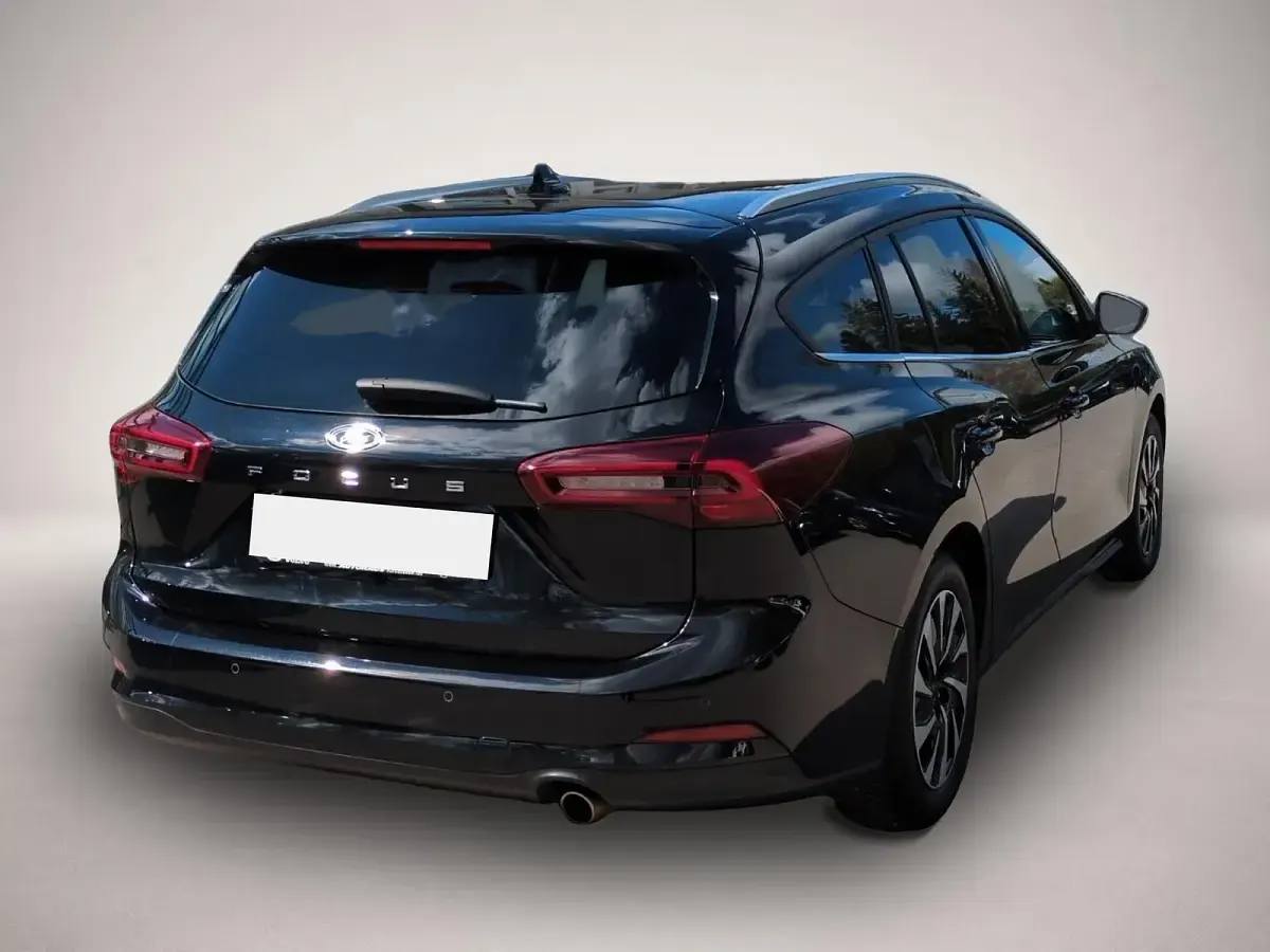 Gebraucht Ford Focus Titanium 125 PS (91 kW) 2024 Manufacturer