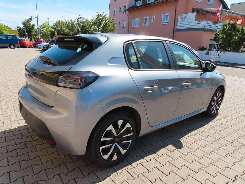 Neu Peugeot 208 Active 75 PS (55 kW) 2025 Grau Kleinwagen