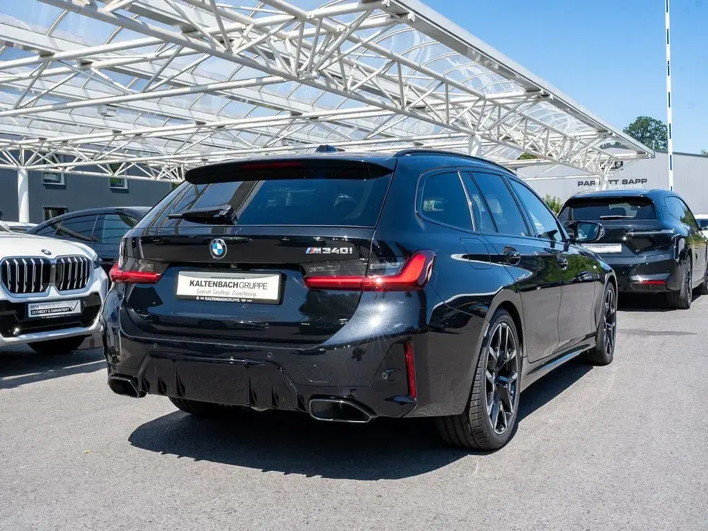 Gebraucht BMW 340 M Sport 374 PS (275 kW) 2025 Schwarz Kombi